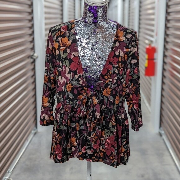 Torrid NEW 5X Black with Floral Print Babydoll Lightweight Jacket - Picture 1 of 9